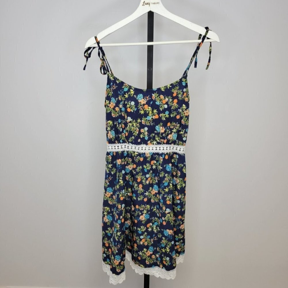 SHEIN Tie Strap Dress